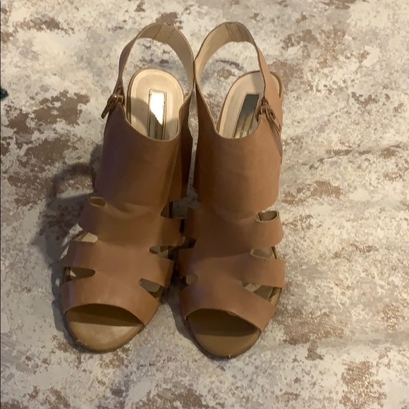 Shoes - Picture 1 of 2